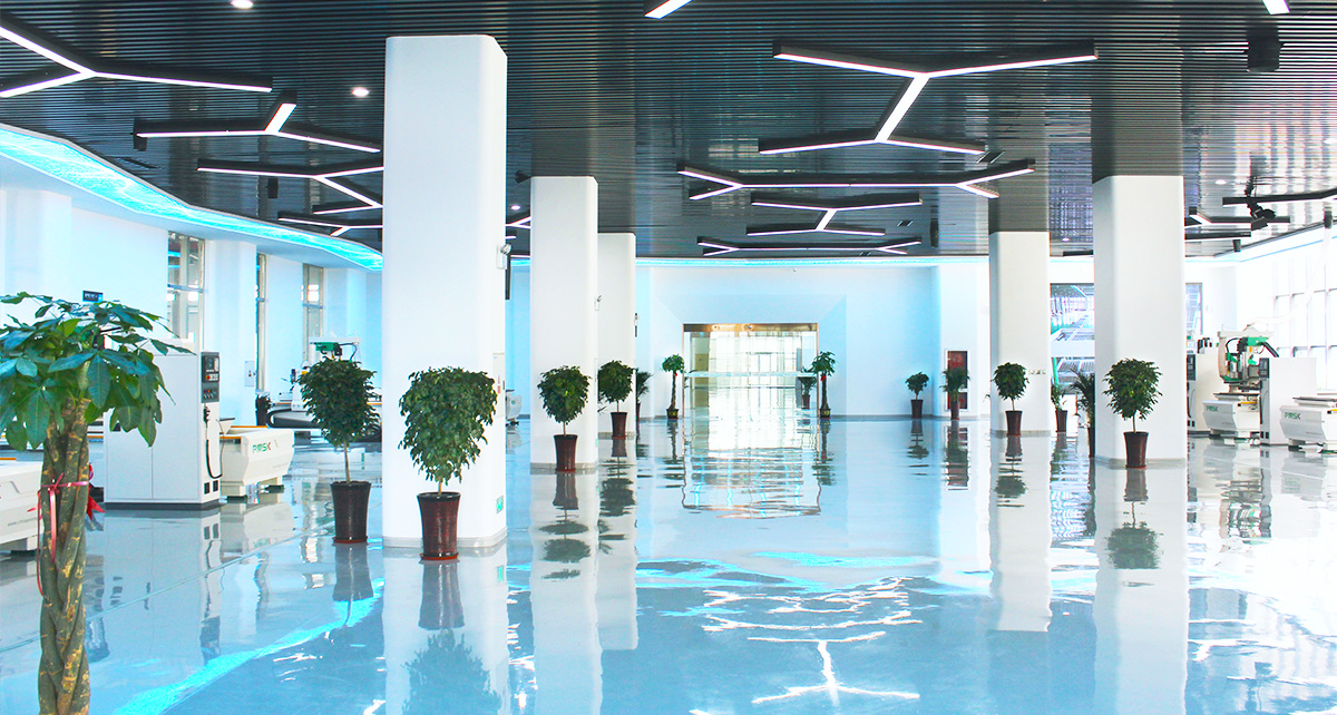 設(shè)備展廳.jpg 設(shè)備展廳.jpg